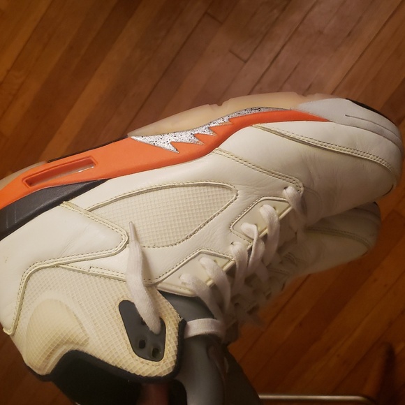 Men Jordans - Picture 7 of 7